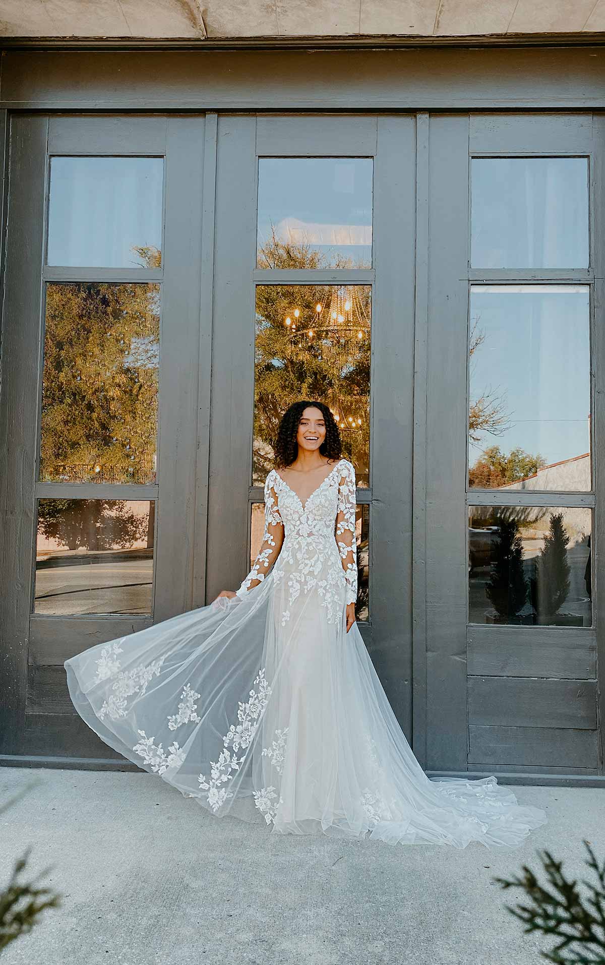 6146 - Vintage Inspired Wedding Dress - Size 12 - STELLA YORK - Perfections  Bridal Studio